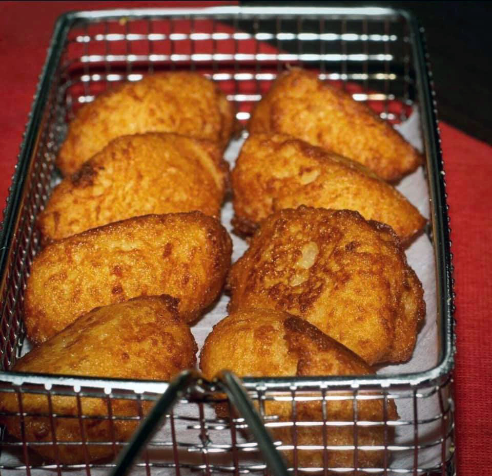 bunuelos-de-yuca-restaurante-al-son-de-cuba-madrid.jpg