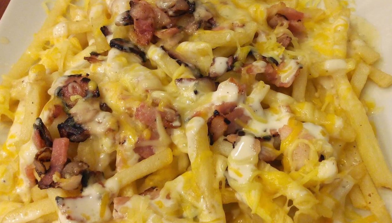 patatas-con-bacon-antonito´s-bar-el-sevillano-zaragoza-menu.jpg