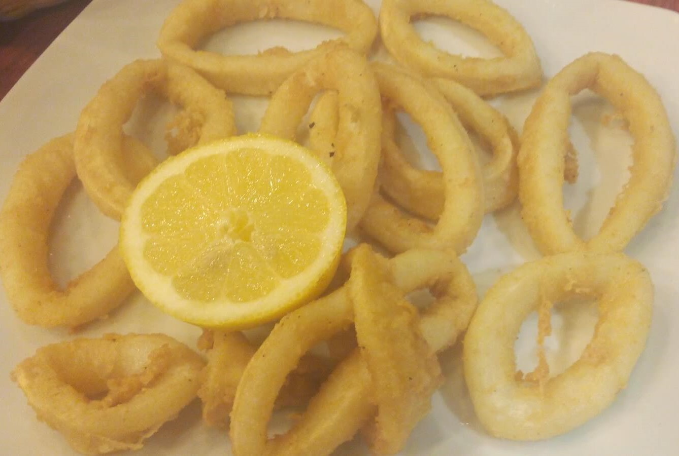 racion-de-calamares-antonito´s-bar-el-sevillano-zaragoza-menu.jpg