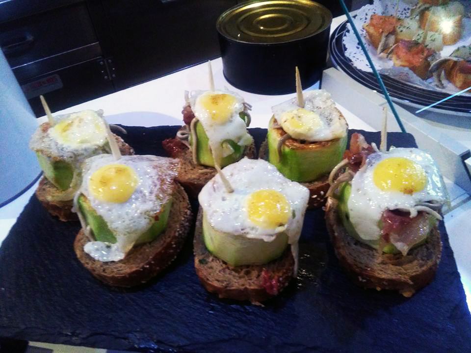 pincho-huevitos-codorniz-bar-urdina-bilbao.jpg