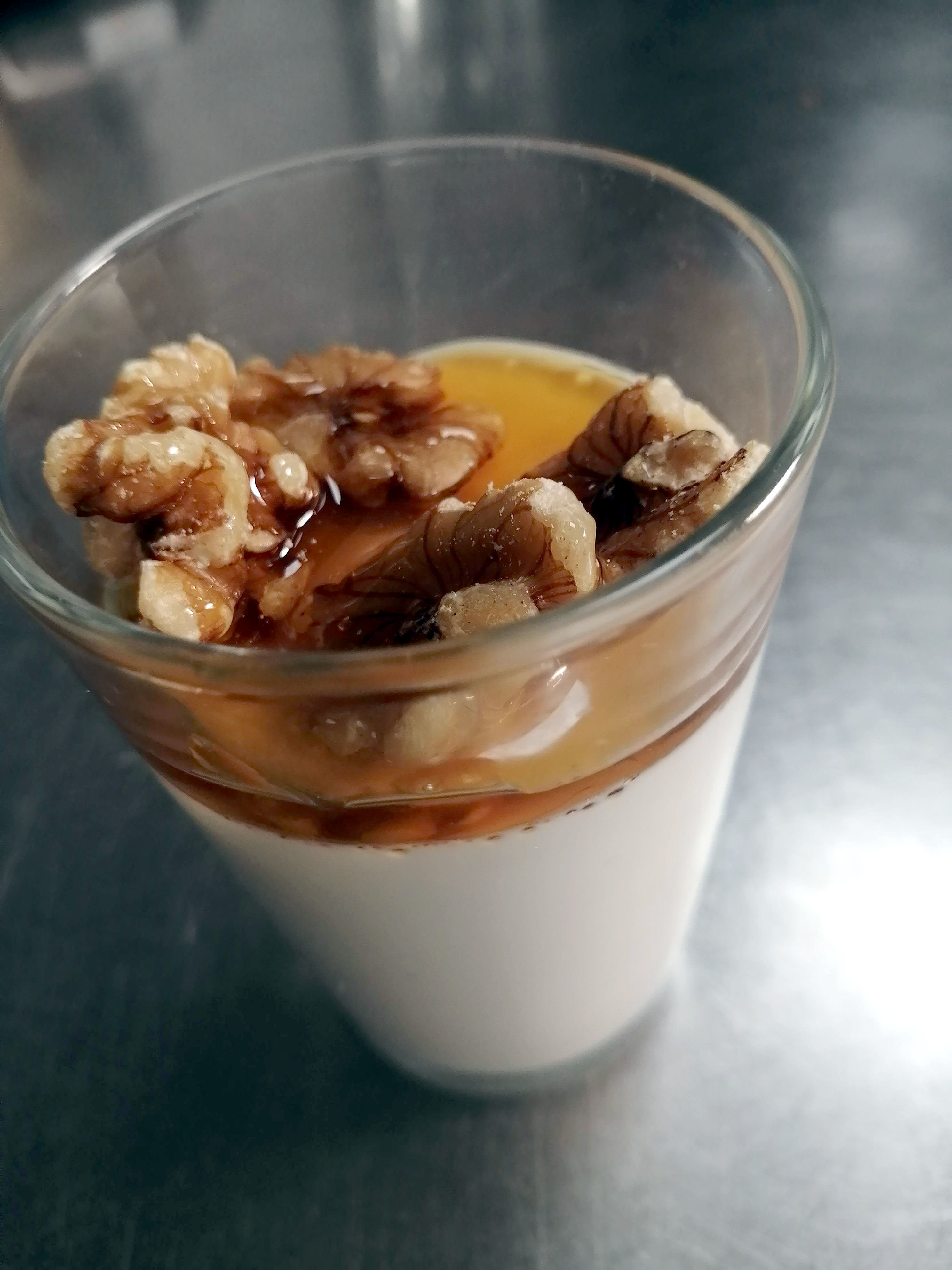 postre-helado-nueces-restaurante-bilbao-hostel-bizkaia-euskadi.jpg