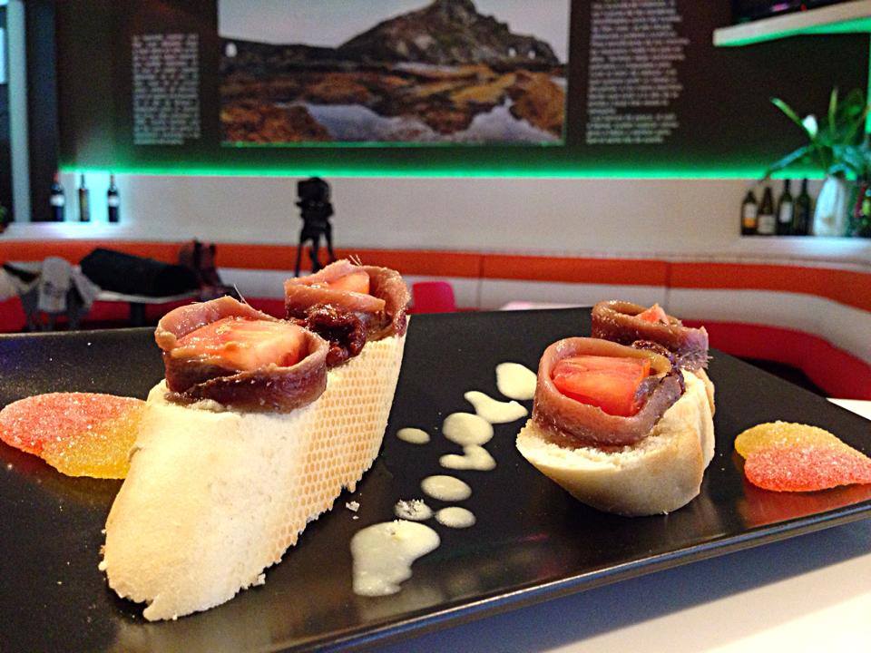 pincho-anchoas-restaurante-birjilanda-bakio.jpg