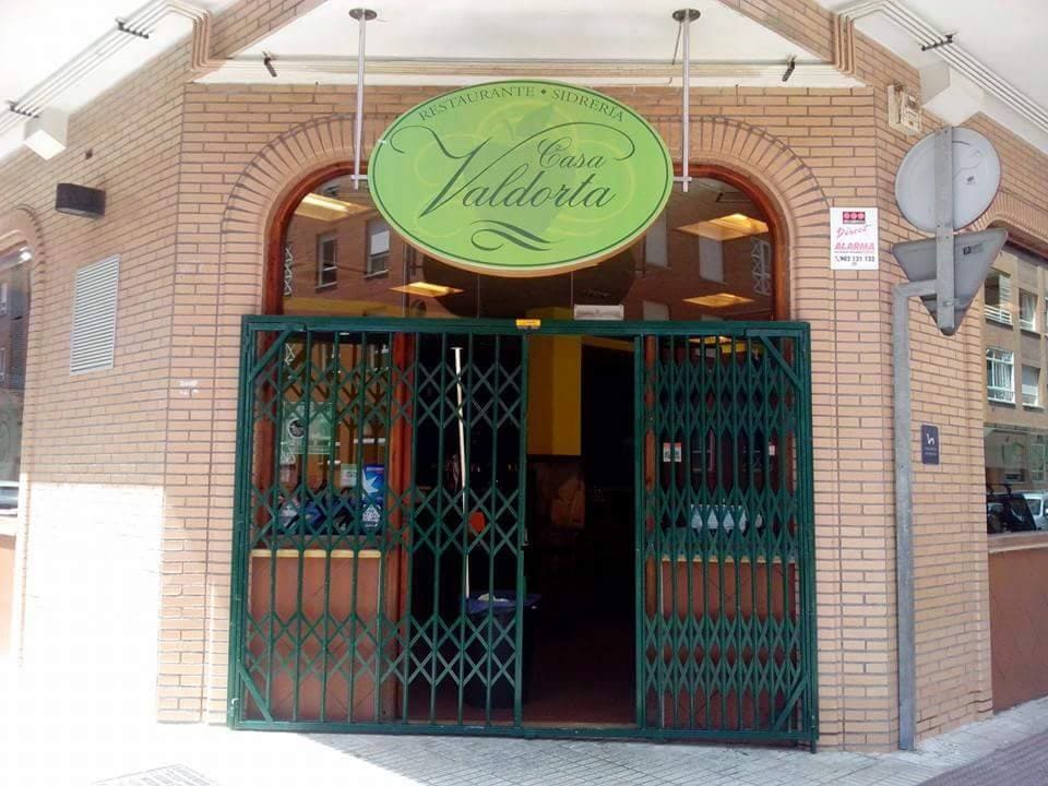 entrada-restaurante-casa-valdorta-gijon.jpg