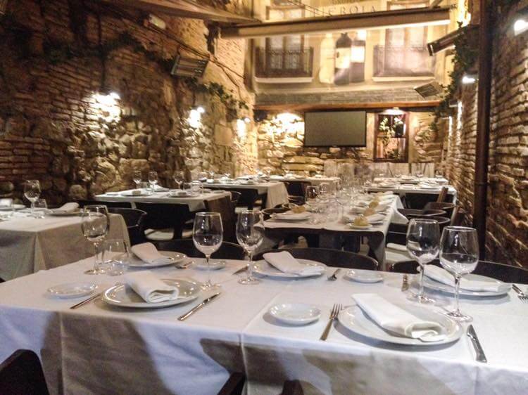 detalle-terraza-restaurante-de-perdidos-al-rios-logrono-la-rioja.jpg