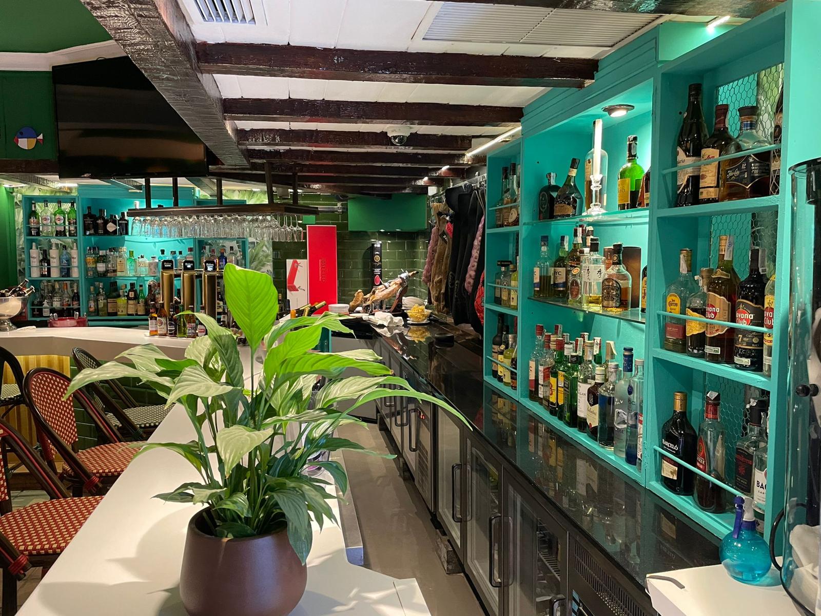 barra-interior-dudua-madrid.jpg