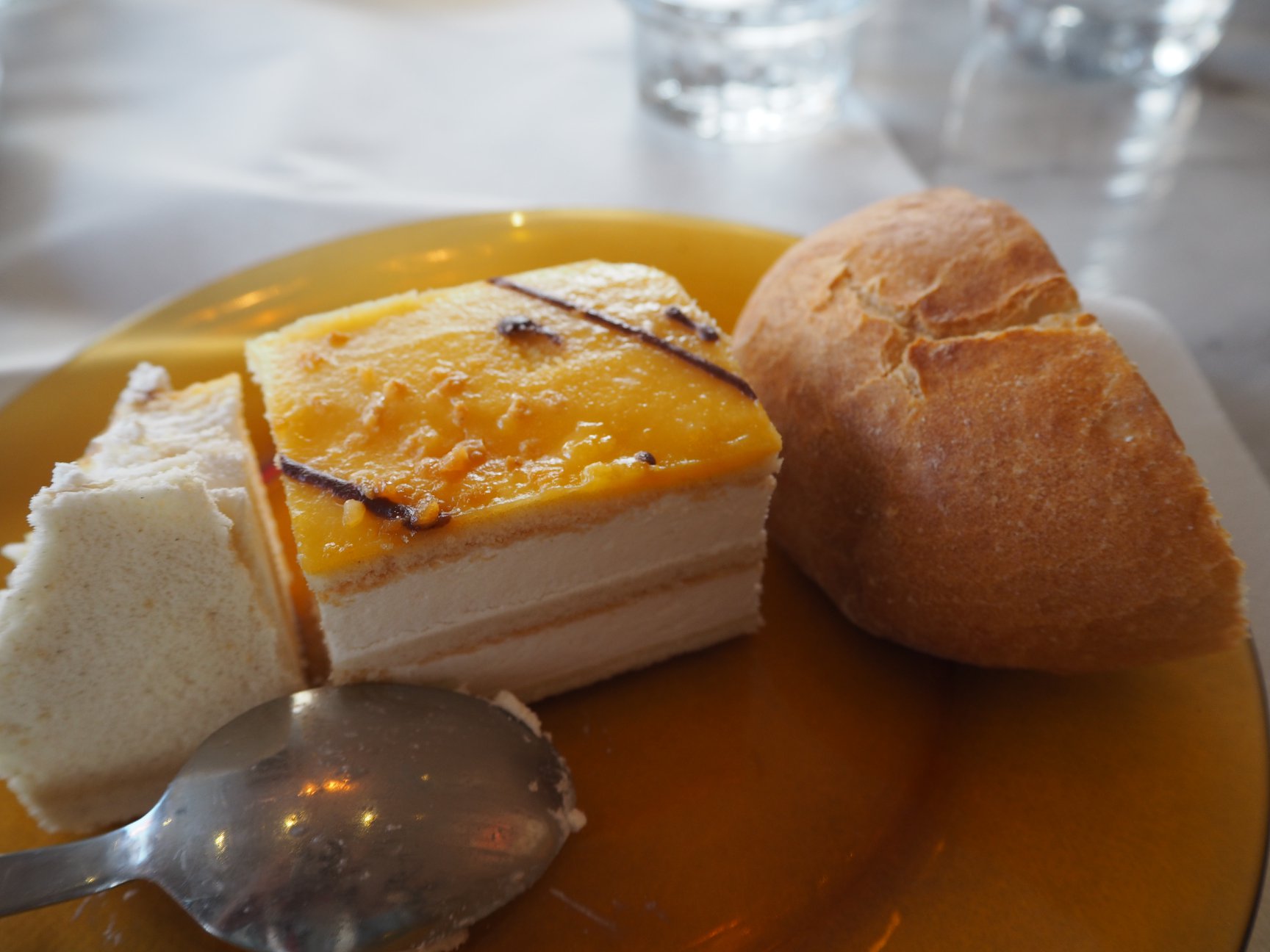 postre-tarta-nata-restaurante-coto-de-san-juan-cuenca-castilla-mancha.jpg