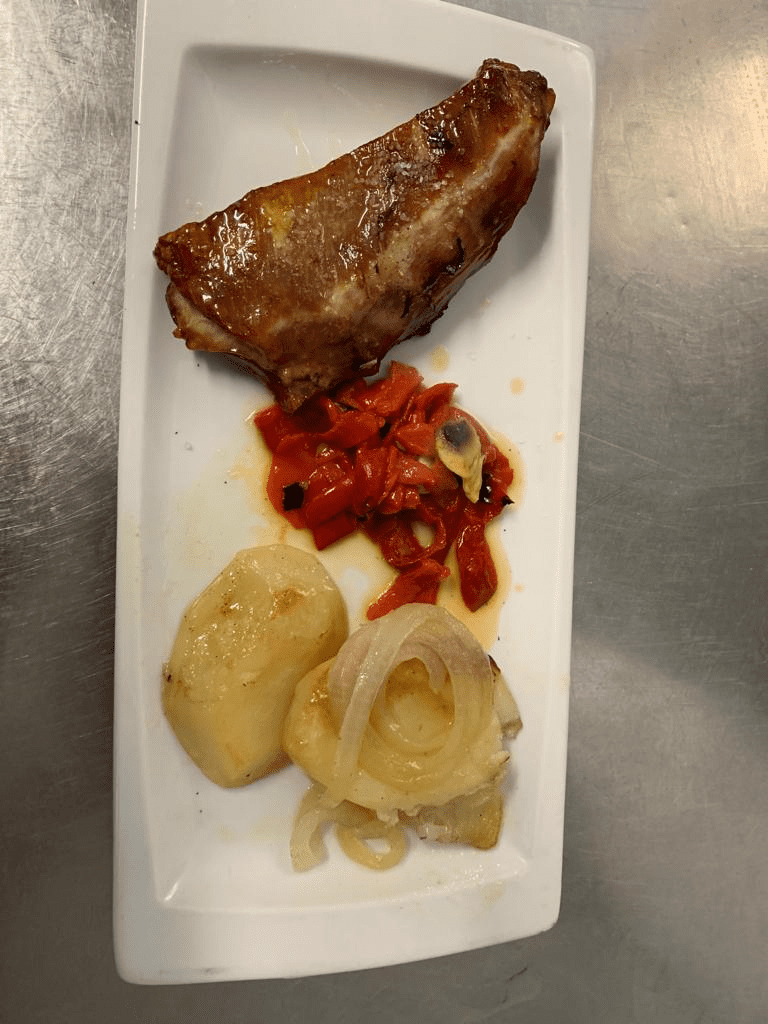 costilla-restaurante-hernani-bardenas-argueda.png