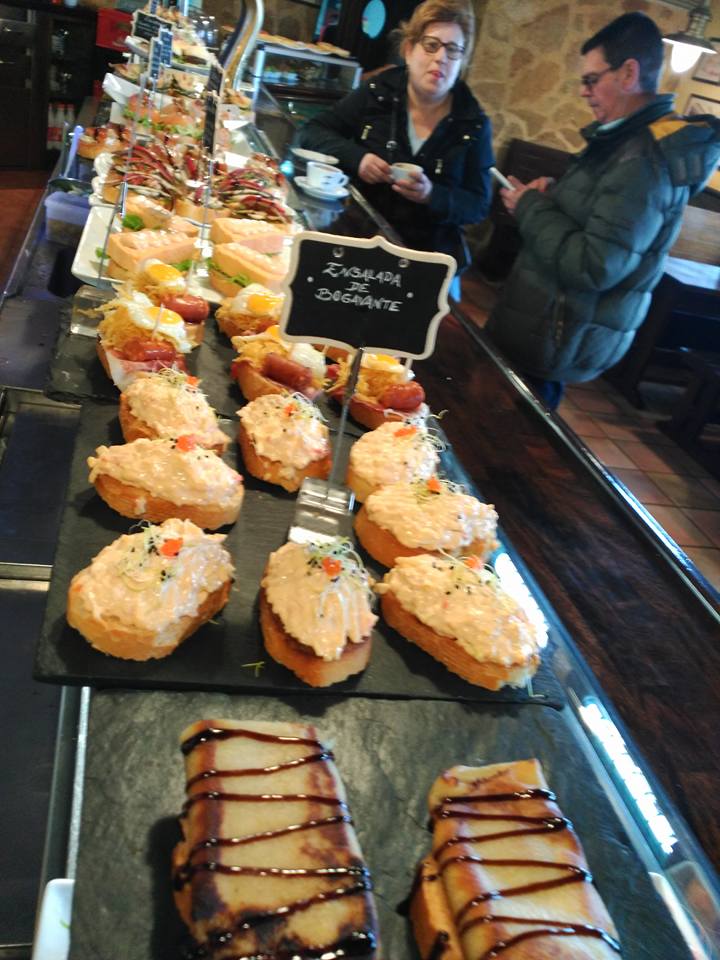 pincho-ensalada-bogavante-bar-itxas-bide-taberna-getxo.jpg