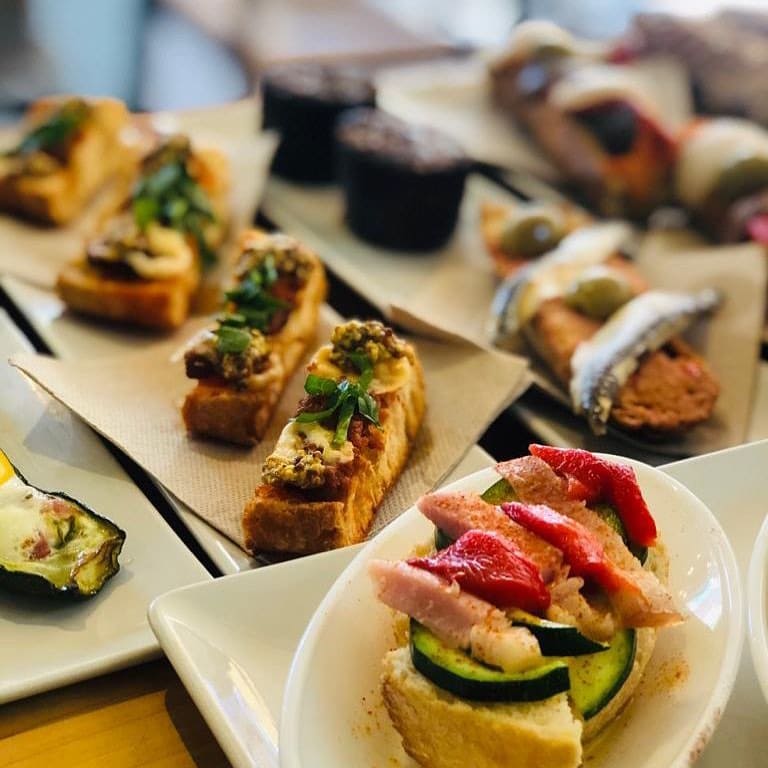 pintxos-la-tapeta-blanes-girona.jpg