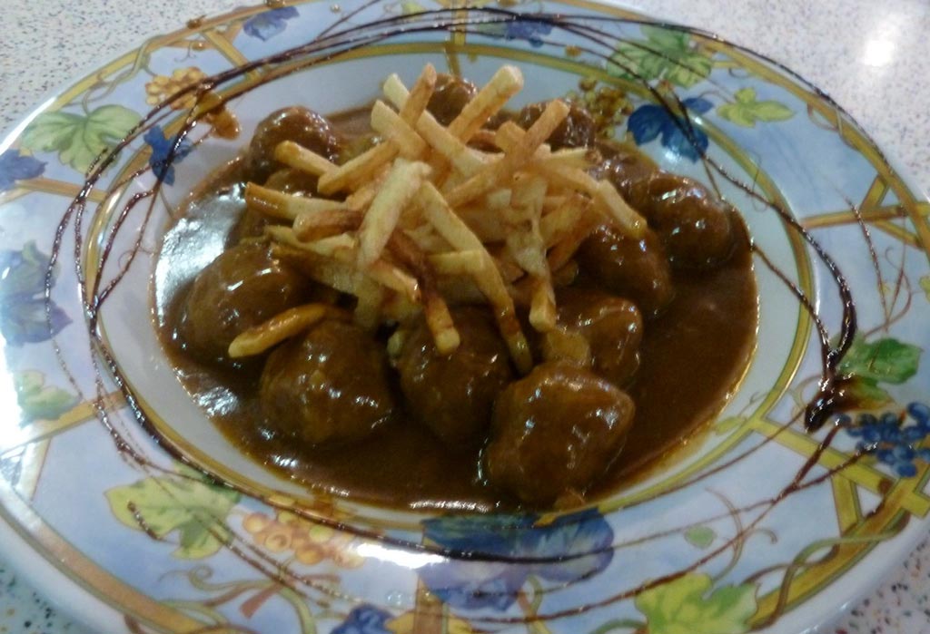 taberna-restaurante-la-radio-santander-cantanbria-principal-patatas.jpg