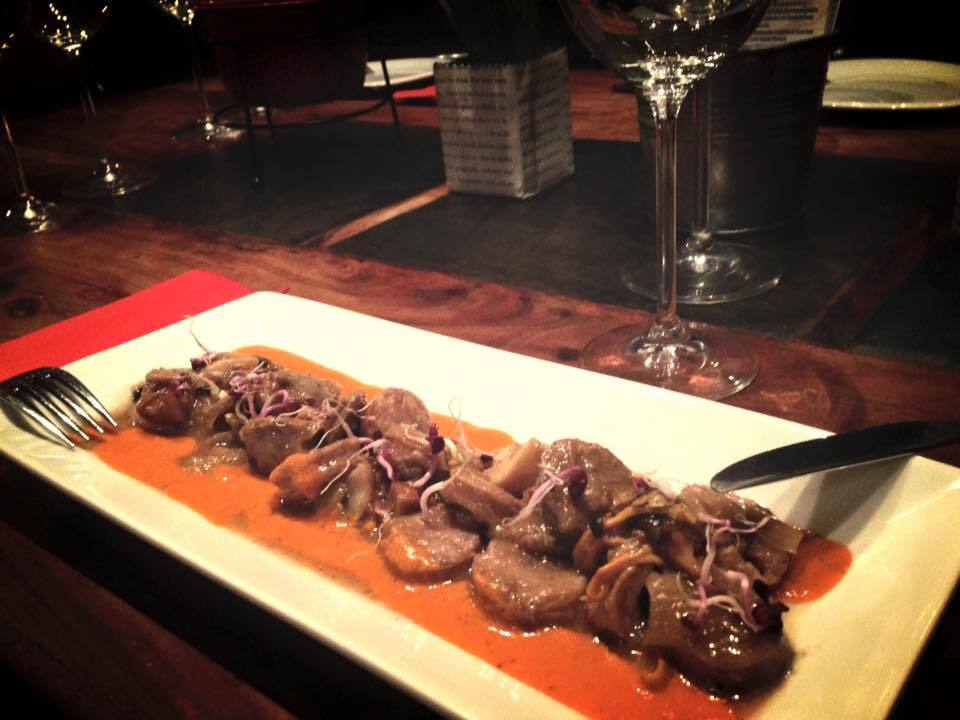 lata-berna-barcelona-carne-comida-restaurante.jpg
