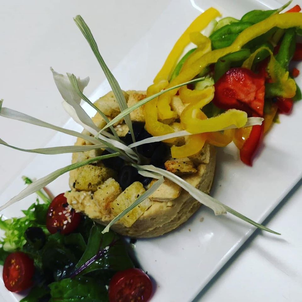 plato-hummus-crudites-restaurante-palma-mallorca-baleares.jpg