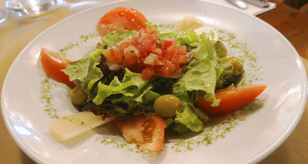 ensalada-restaurante-estebenea-irun-gipuzkoa.jpg