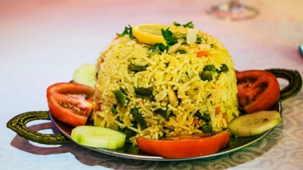 sher-e-punjab-arroz-tomate-pepino-limon-perejil-comida-restaurante-barcelona.jpg