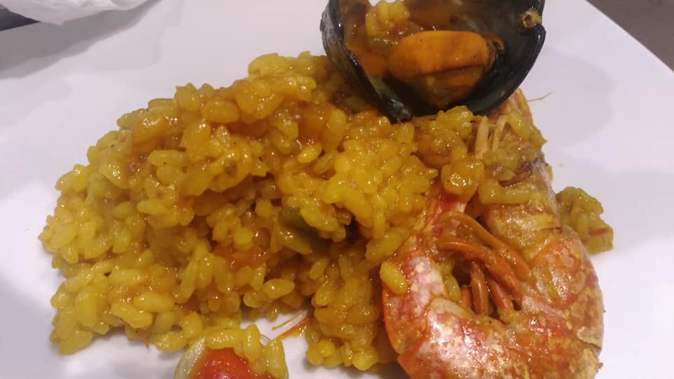 marisco-paella-arroz-langostino-restaurante-taberna-divisa-blanca-granada-andalucia.jpg