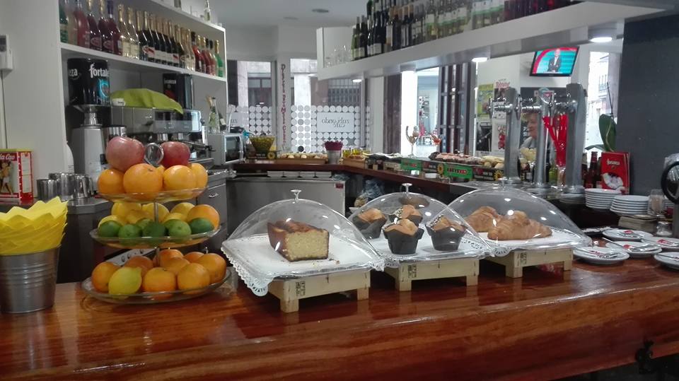 bar-cafeteria-zubi-ondo-portugalete-puente-colgante-postres.jpg